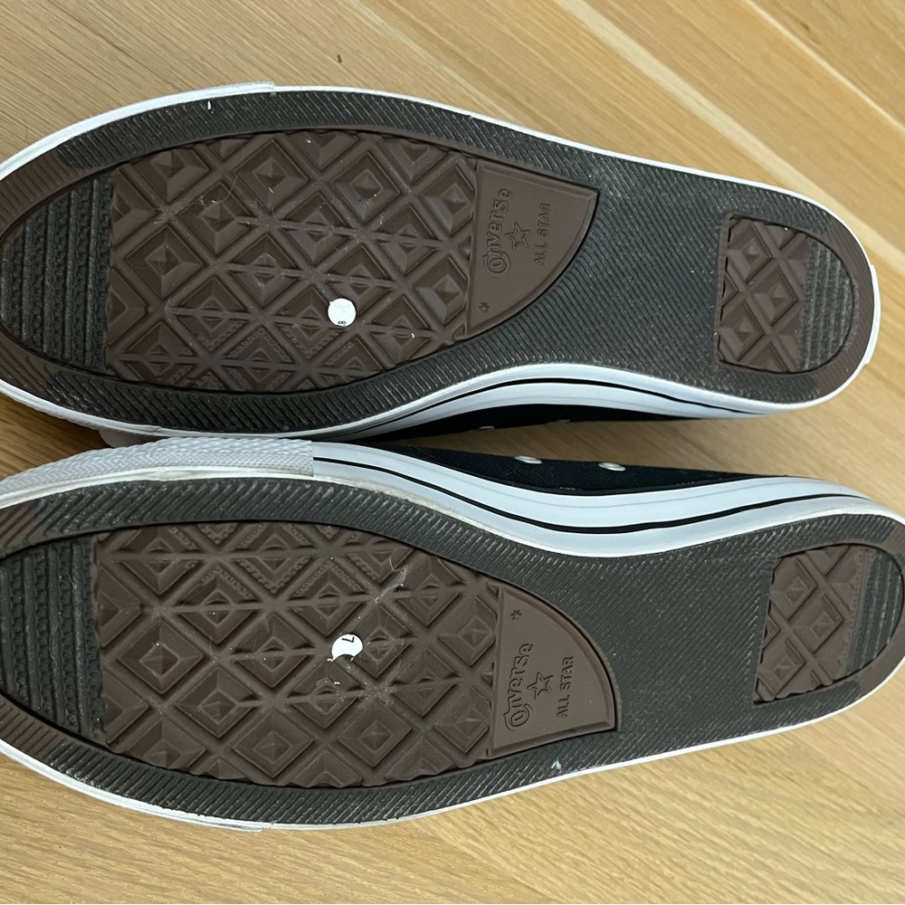 Converse Black and White All Stars NWOT - Picture 3 of 3